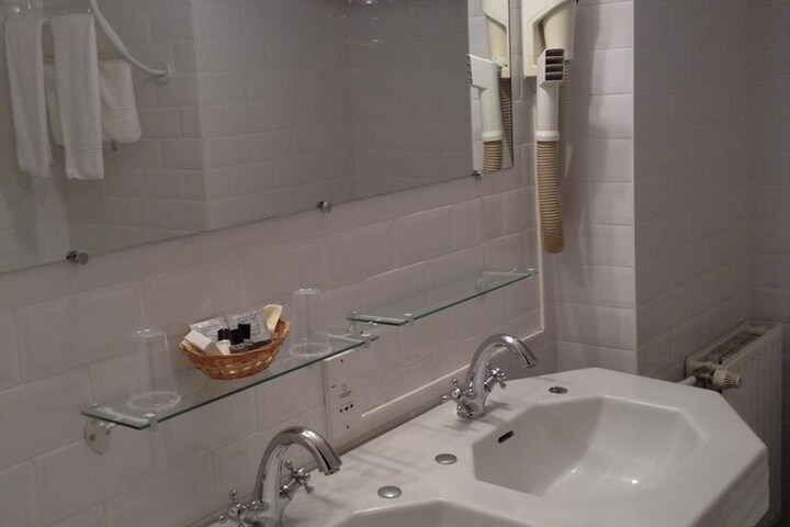 Bath Interior