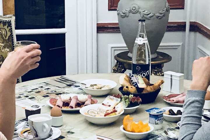 Breakfast/Coffee Service 71 of 148