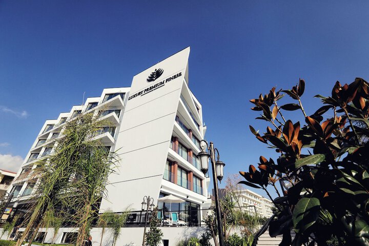 Hotel 100 of 107
