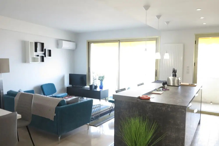 Room 4 of 15