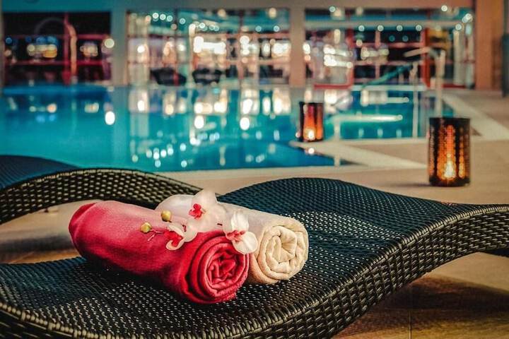 Pool 16 of 36