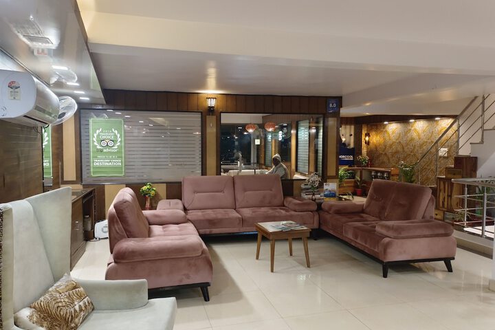 Hotel Interior 7 of 120