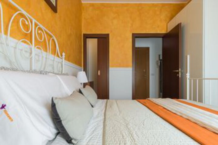 Room 5 of 22