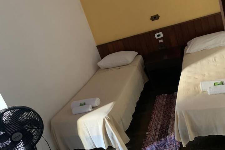 Room 13 of 31