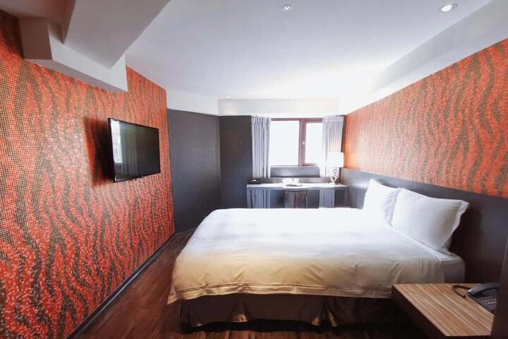 Room 20 of 47