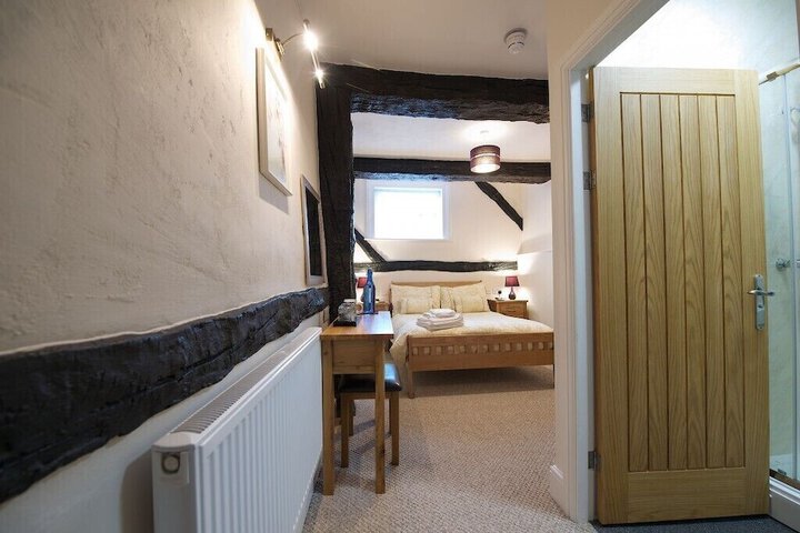 Room 17 of 26
