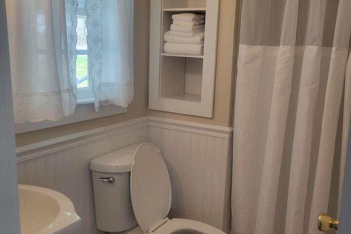 Room 46 of 86