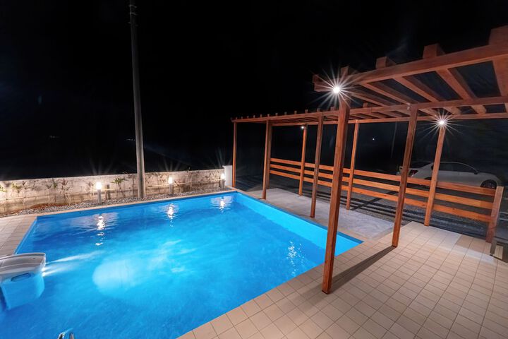 Pool 46 of 63