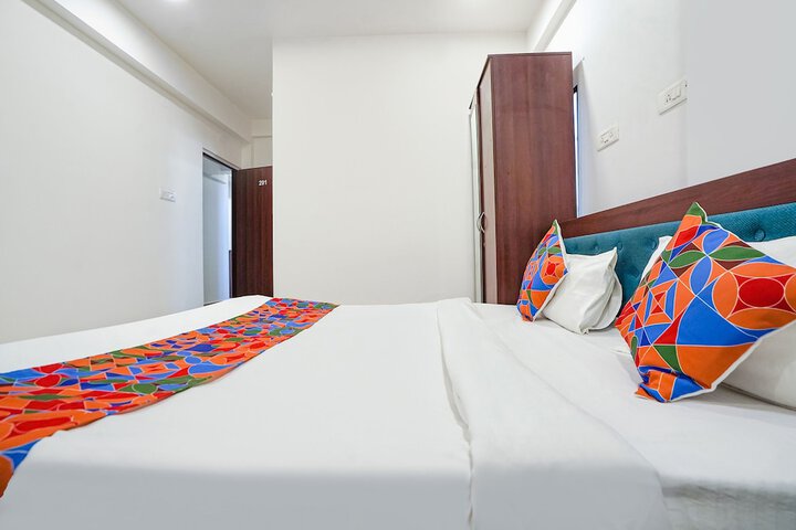 Room 17 of 29
