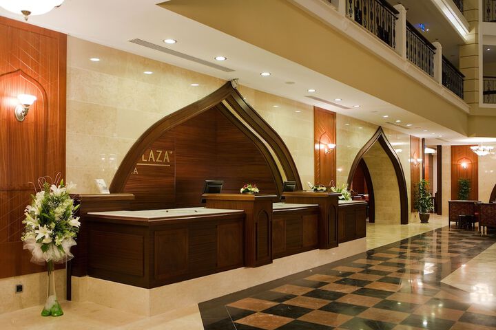 Entrance & Lobby