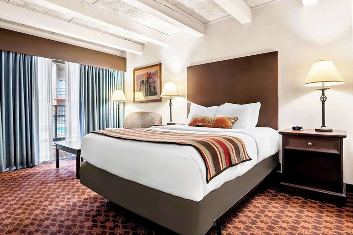 Room 20 of 43