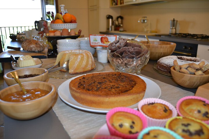 Breakfast/Coffee Service 30 of 65