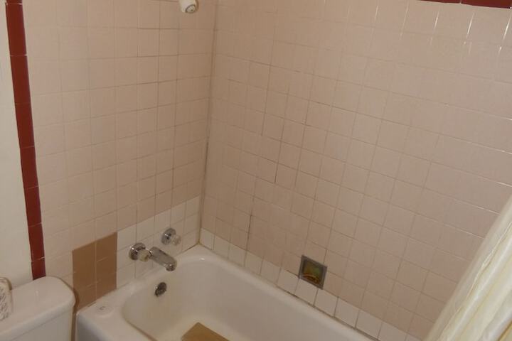 Room 20 of 35