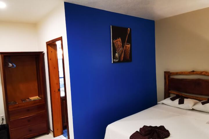 Room 16 of 65