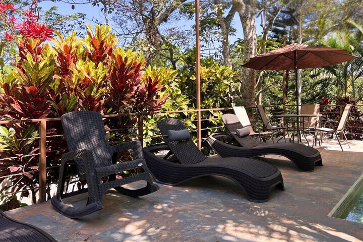 Terrace/Patio 102 of 108