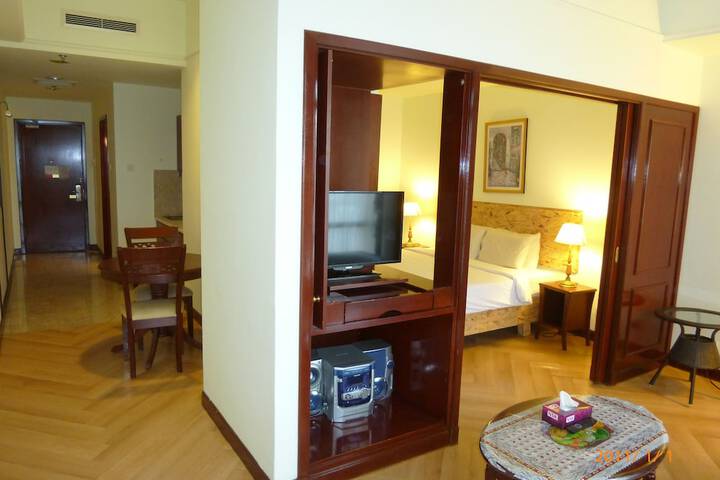 Room 8 of 63