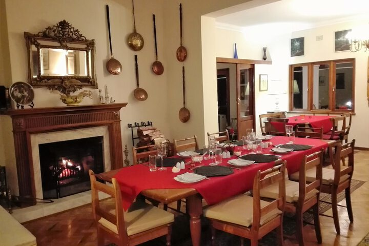 Dining 52 of 64