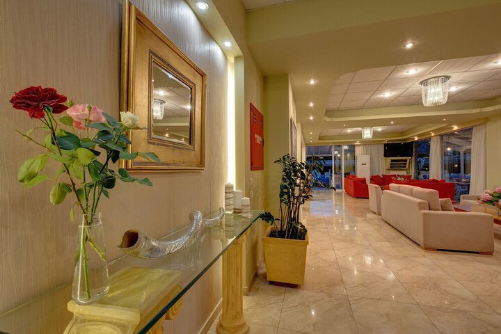 Hotel Interior 22 of 38