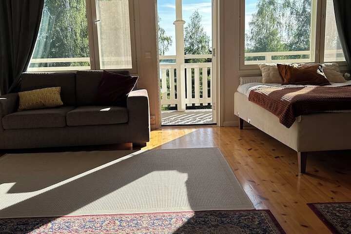 Room 6 of 23