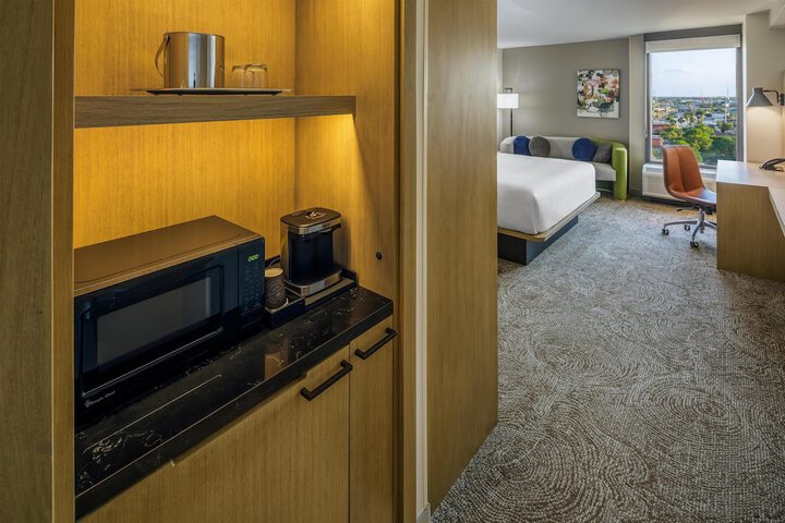 Room 33 of 78