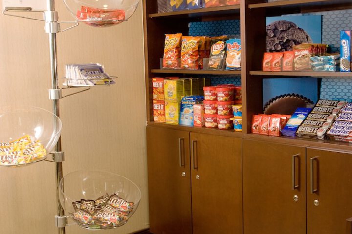 Snack bar