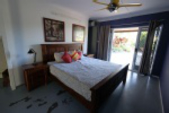Room 65 of 192