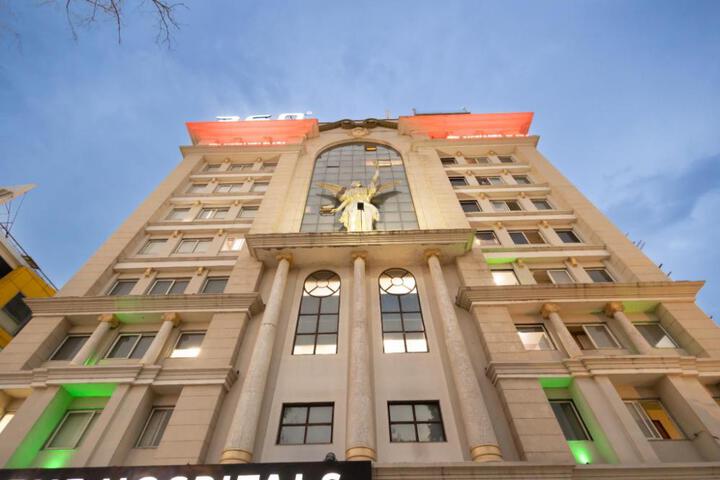 Hotel 360
