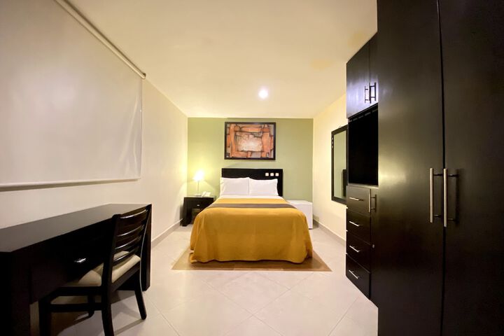 Room 9 of 44