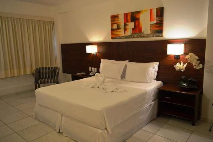 Room 4 of 20