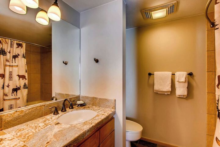 Room 186 of 229