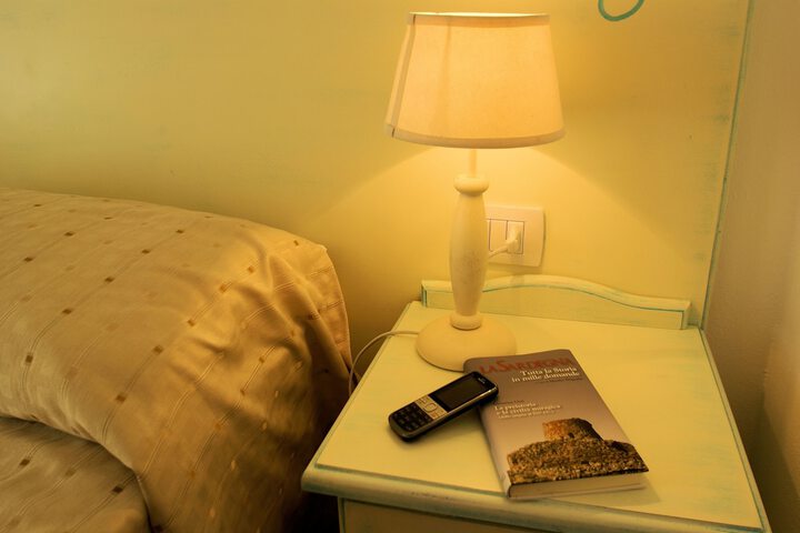 Room 4 of 63