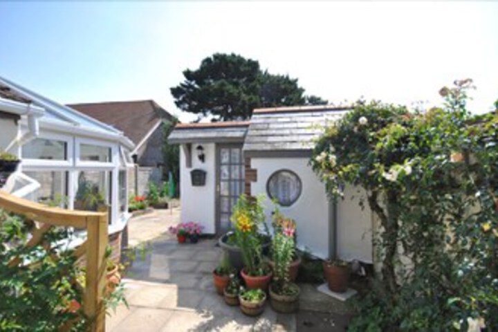 Rose Cottage Selsey 76574