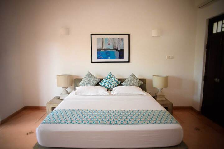 Room 8 of 27