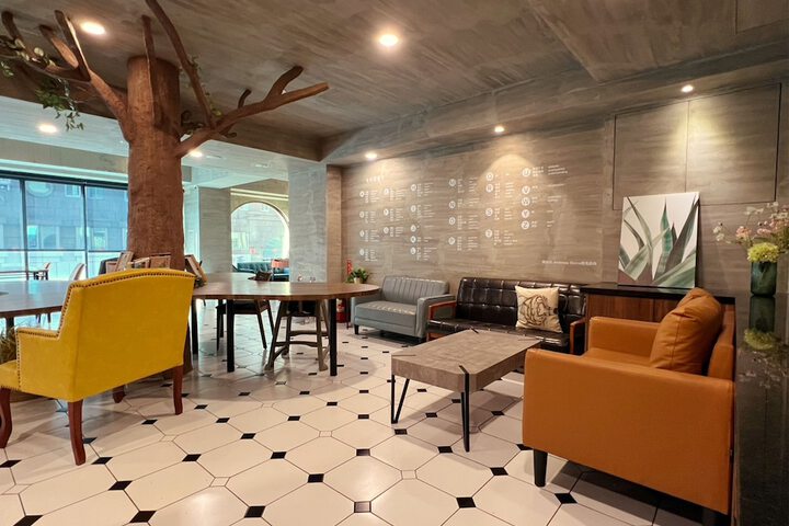 Hotel Interior 9 of 65