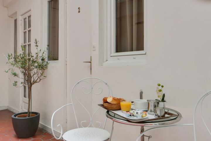 Terrace/Patio 20 of 32