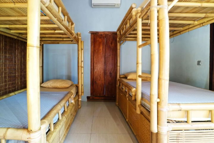 Room 5 of 15