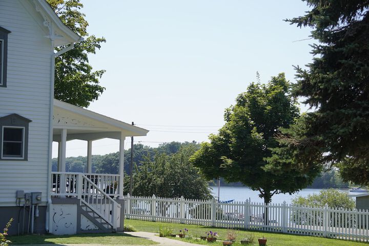 Property Grounds 38 of 42