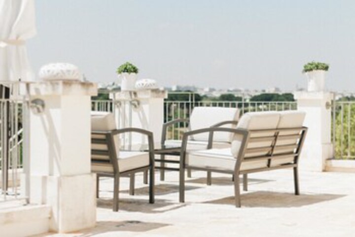 Terrace/Patio 26 of 27