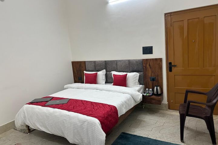 Room 32 of 56