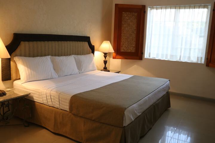 Room 15 of 51