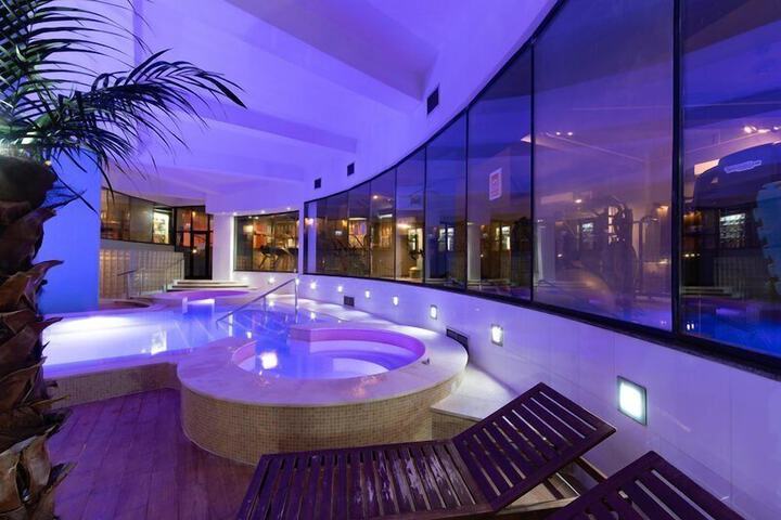 Pool 55 of 124