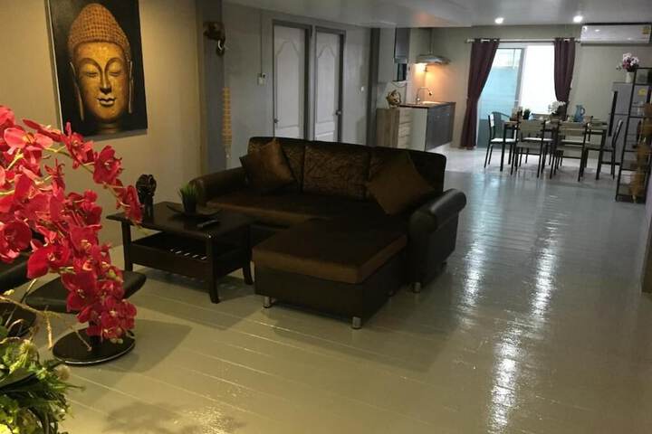 Room 47 of 83