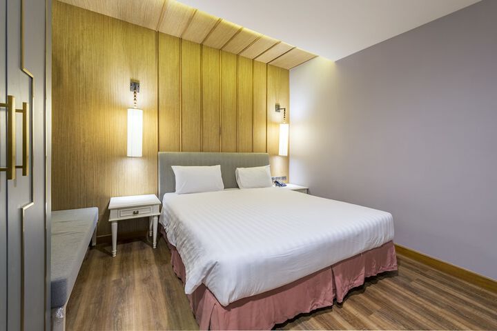 Room 26 of 55