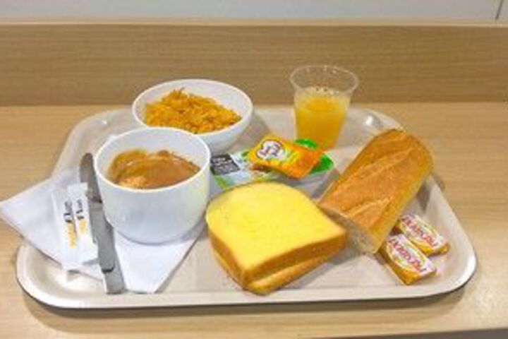 Breakfast/Coffee Service 5 of 40