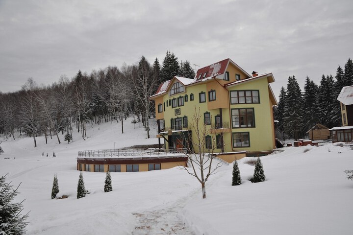 Hotel 2 of 55