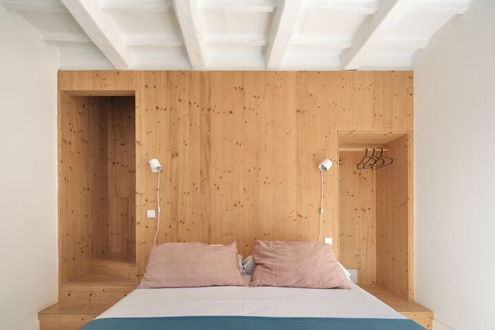 Room 14 of 49