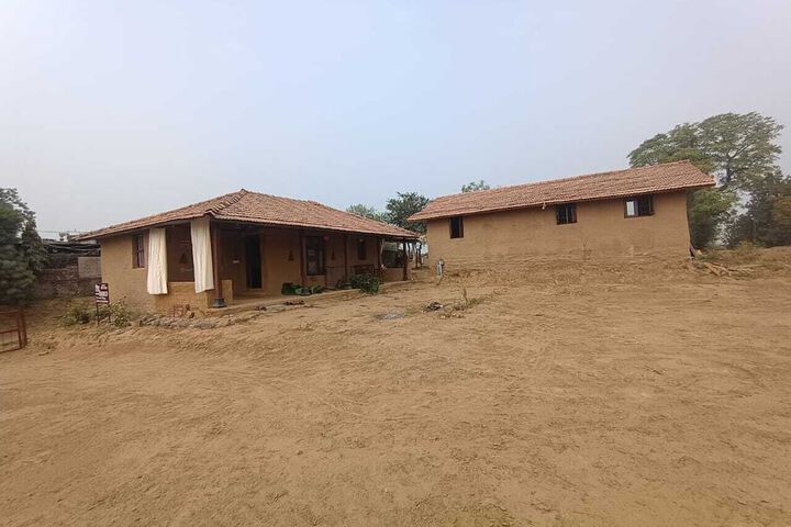 Room 2 of 19