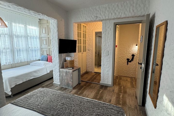 Room 36 of 124