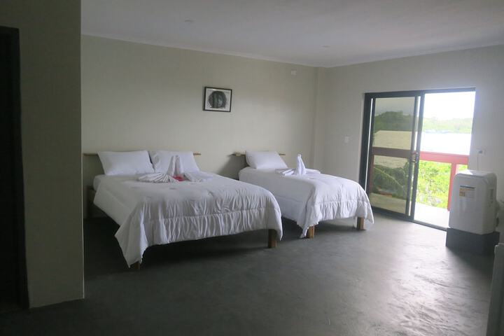 Room 15 of 41
