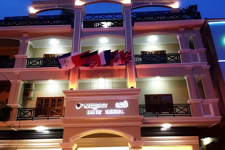 Daly Hotel